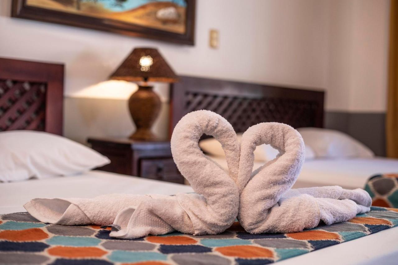 Hotel Hacienda Del Mar Puerto Carrillo Eksteriør bilde